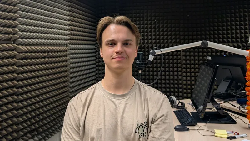 CampusFM_Marlon Hammer