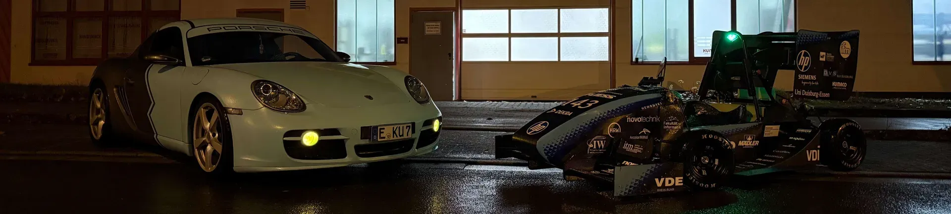 CampusFM_Der Rennwagen neben nem Porsche 