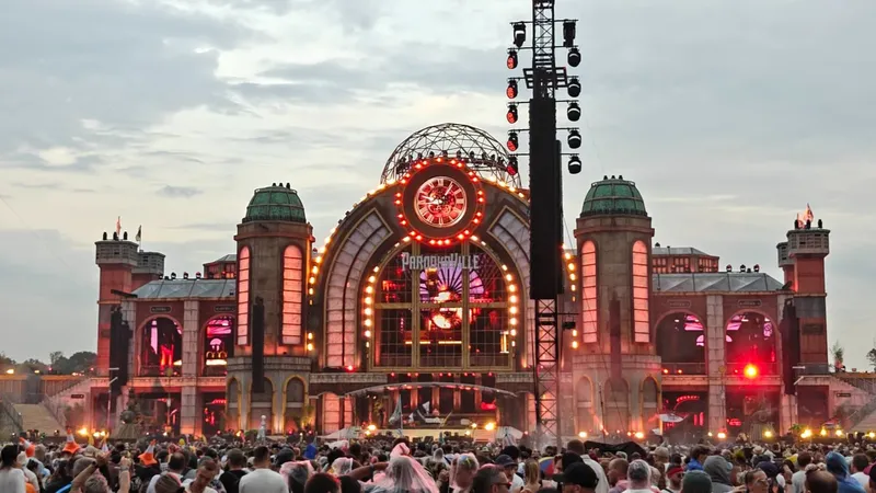 CampusFM_Parookaville 2025